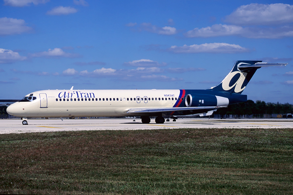 AIR TRAN BOEING 717 FLL RF V4223.jpg