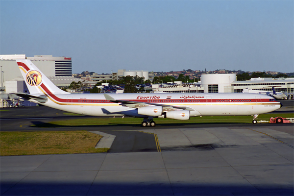 EGYPTAIR AIRBUS A340 300 SYD RF 975 18.jpg