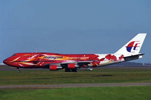 MALAYSIA BOEING 747 400 SYD RF 1941 6.jpg