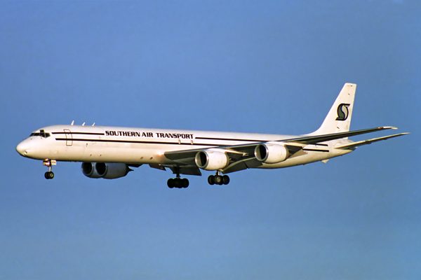 SOUTHERN AIR TRANSPORT DC8 73F SYD RF 975 28.jpg