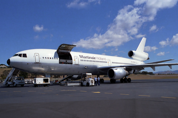 MARTINAIR HOLLAND DC10/30F HBA RF 126 35.jpg