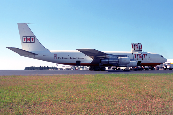 TNT BOEING 707F HBA RF 184 8.jpg