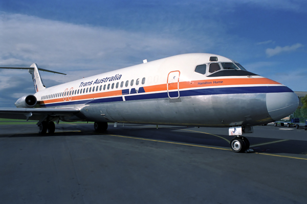 TRANS AUSTRALIA DC9 30 HBA RF 078 11.jpg