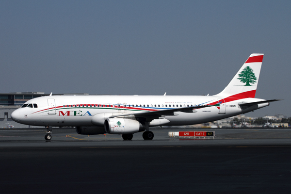 MEA AIRBUS A320 DXB RF IMG_1317.jpg