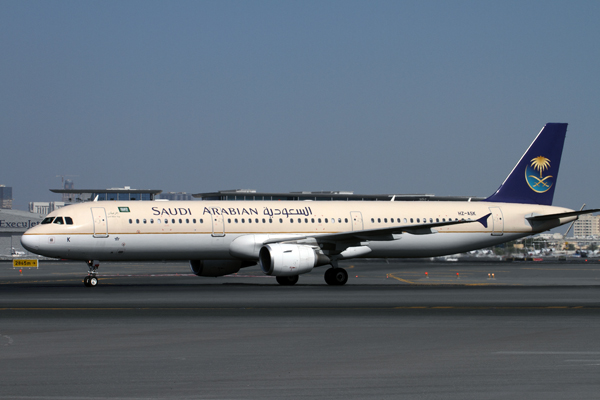 SAUDI ARABIAN AIRBUS A321 DXB RF IMG_1323.jpg