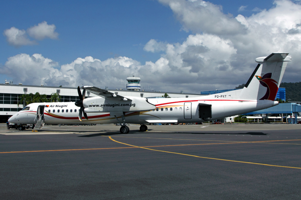 AIR NIUGINI DASH 8 400 CNS RF IMG_7038.jpg