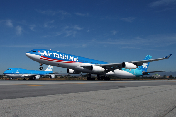 AIR TAHITI NUI AIRBUS A340 300 LAX RF IMG_9081.jpg