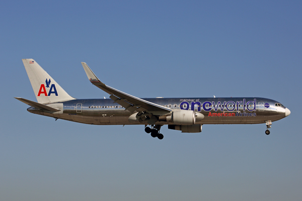 AMERICAN BOEING 767 300 MIA RF 5K5A9256.jpg