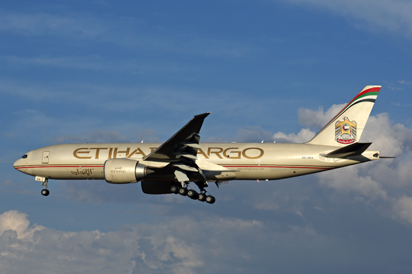 ETIHAD CARGO BOEING 777F JNB RF 5K5A0617.jpg