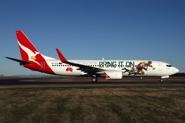 QANTAS BOEING 737 800 HBA RF IMG_9461.jpg