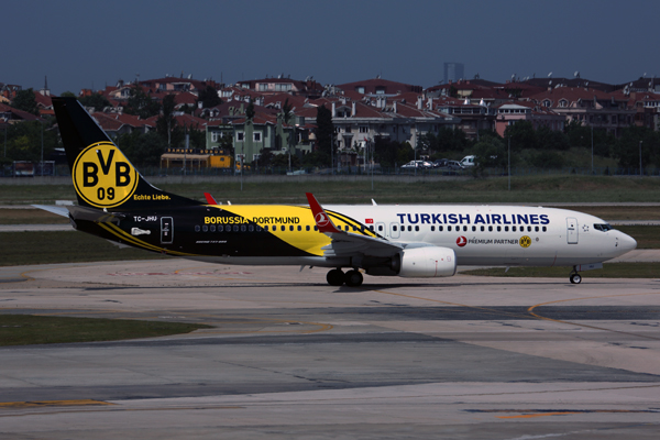 TURKISH AIRLINES BOEING 737 800 IST RF 5K5A1240.jpg