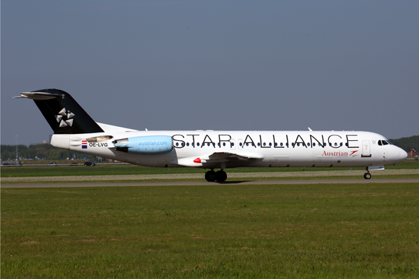 AUSTRIAN FOKKER 100 AMS RF 5K5A2043.jpg