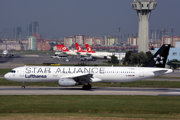 LUFTHANSA AIRBUS A321 IST RF 5K5A0475.jpg