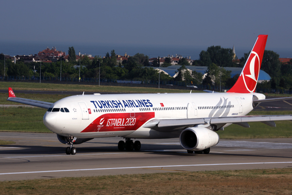 TURKISH AIRLINES AIRBUS A330 300 IST RF 5K5A0521.jpg
