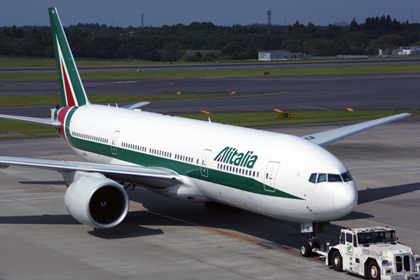 ALITALIA BOEING 777 200 NRT RF 5K5A5308.jpg