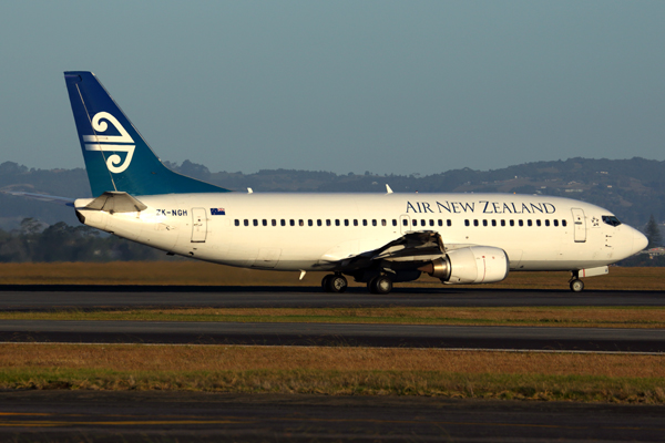 AIR NEW ZEALAND BOEING 737 300 AKL RF 5K5A9817.jpg