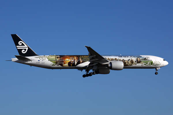 AIR NEW ZEALAND BOEING 777 300ER AKL RF 5K5A9784.jpg