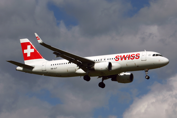SWISS AIRBUS A320 ZRH RF 5K5A2781.jpg