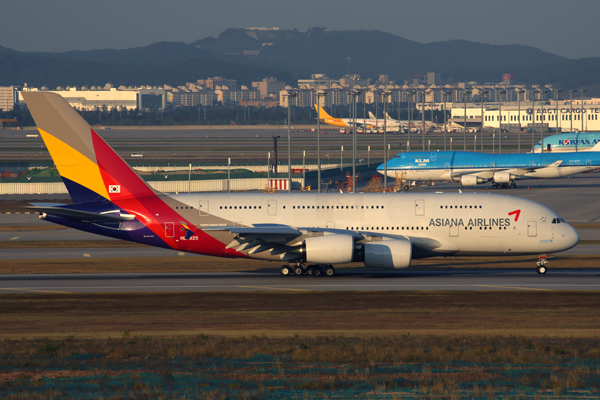 ASIANA AIRBUS A380 ICN RF 5K5A0184.JPG