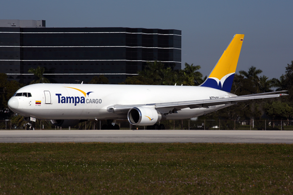 TAMPA CARGO BOEING 767 300F MIA RF 5K5A8649.jpg