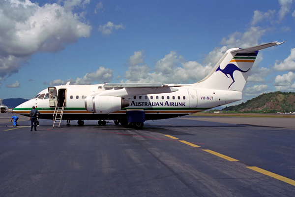 AUSTRALIAN AIRLINK BAE146 200 CNS RF 409 16.jpg