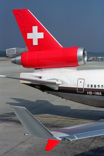 SWISSAIR MD11 GVA RF 454 23.jpg