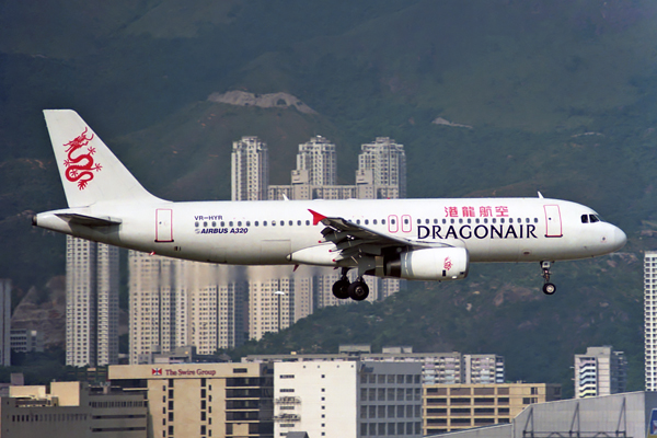 DRAGONAIR AIRBUS A320 HKG RF 958 28.jpg