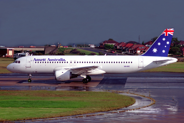 ANSETT AUSTRALIA AIRBUS A320 SYD RF 646 36.jpg