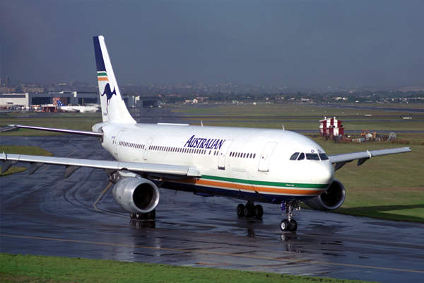 AUSTRALIAN AIRBUS A300 SYD RF 649 6.jpg