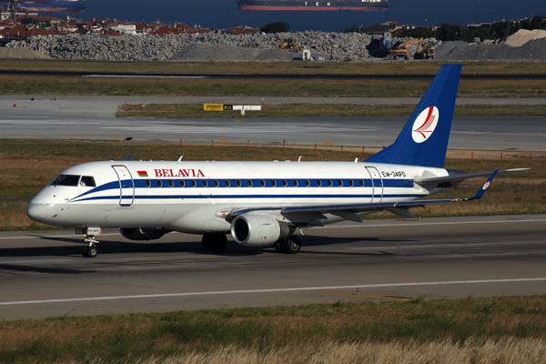 BELAVIA EMBRAER 170 IST RF 5K5A3293.jpg