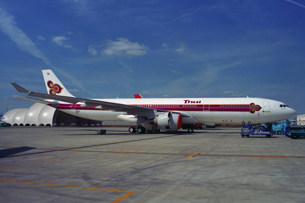 THAI AIRBUS A330 300 TLS RF 814 8.jpg