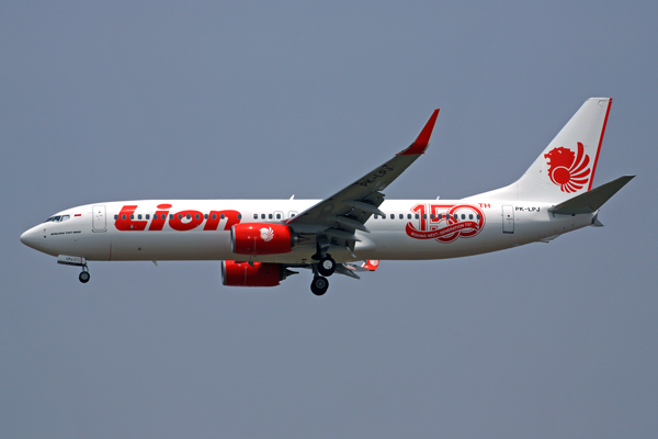 LION BOEING 737 800 CGK RF 5K5A4200.jpg