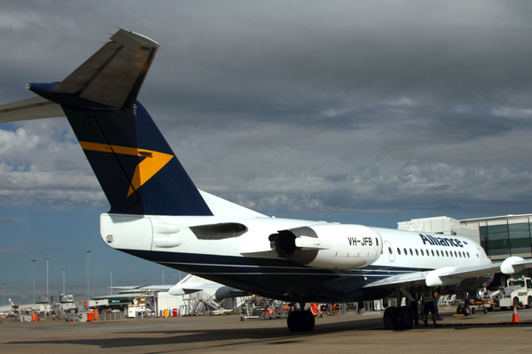 ALLIANCE FOKKER 70 BNE RF IMG_9215.jpg