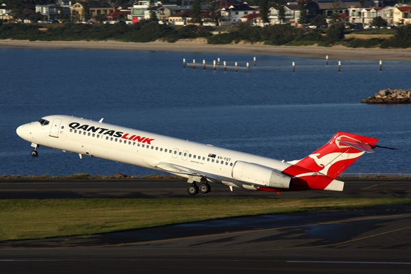 QANTAS LINK BOEING 717 SYD RF 5K5A9838.jpg