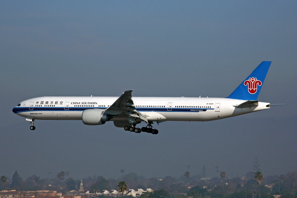 CHINA SOUTHERN BOEING 777 300ER LAX RF 5K5A3578.jpg