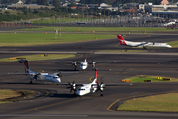 QANTAS LINK DASH 8s SYD RF 5K5A5822.jpg