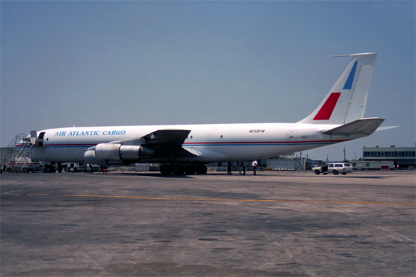 AIR ATLANTIC CARGO BOEING 707F MIA RF 903 15.jpg