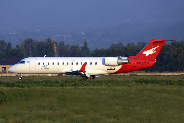 SKY AIRLINES CANADAIR CRJ ALA RF 5K5A0691.jpg