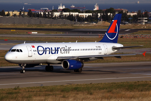 ONUR AIR AIRBUS A320 IST RF 5K5A3311.jpg