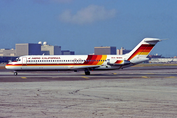 AERO CALIFORNIA DC9 30 LAX RF 1281 3.jpg