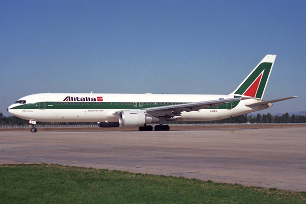 ALITALIA TEAM BOEING 767 300 BJS RF 1415 35.jpg