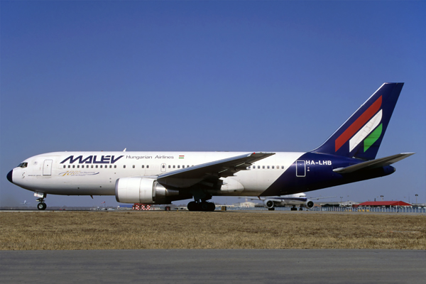 MALEV BOEING 767 200 BJS RF V4512.jpg