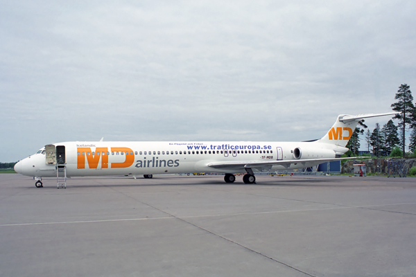 MD ICELANDIC AIRLINES MD80 ARN RF 1564 17.jpg