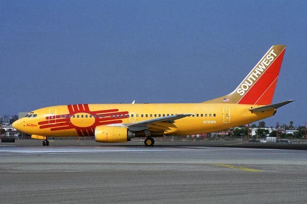 SOUTHWEST BOEING 737 700 LAX RF 1626 31.jpg