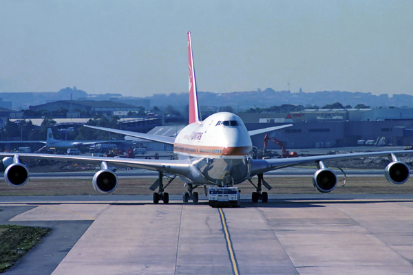 QANTAS BOEING 747SP SYD RF 072 15.jpg