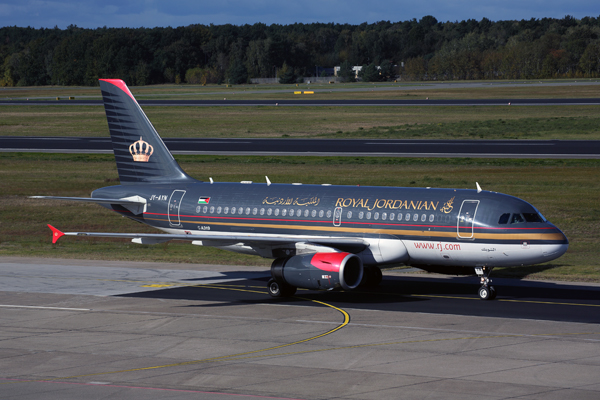 ROYAL JORDANIAN AIRBUS A319 TXL RF 5K5A2025.jpg