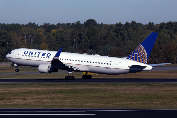 UNITED BOEING 767 300 TXL RF 5K5A1661.jpg