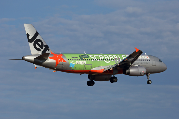 JETSTAR AIRBUS A320 MEL RF 5K5A3500.jpg