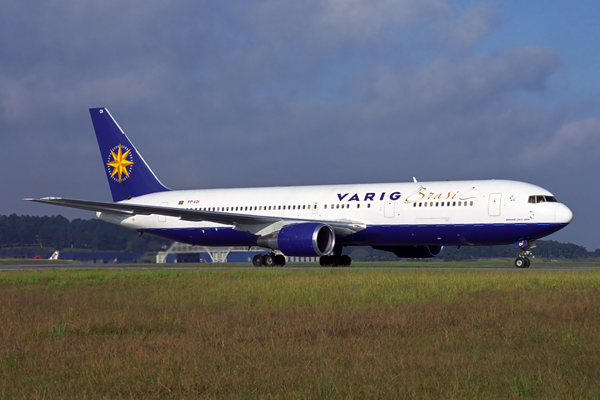 VARIG BOEING 767 300 GRU RF 1734 19.jpg