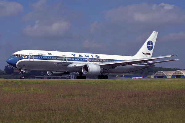 VARIG BOEING 767 300 GRU RF 1737 31.jpg